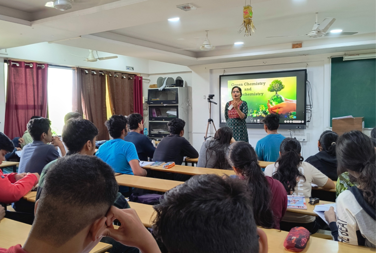 Hybrid for a Mix of Online and Offline Sessions. Digital Classroom Using Smartboard